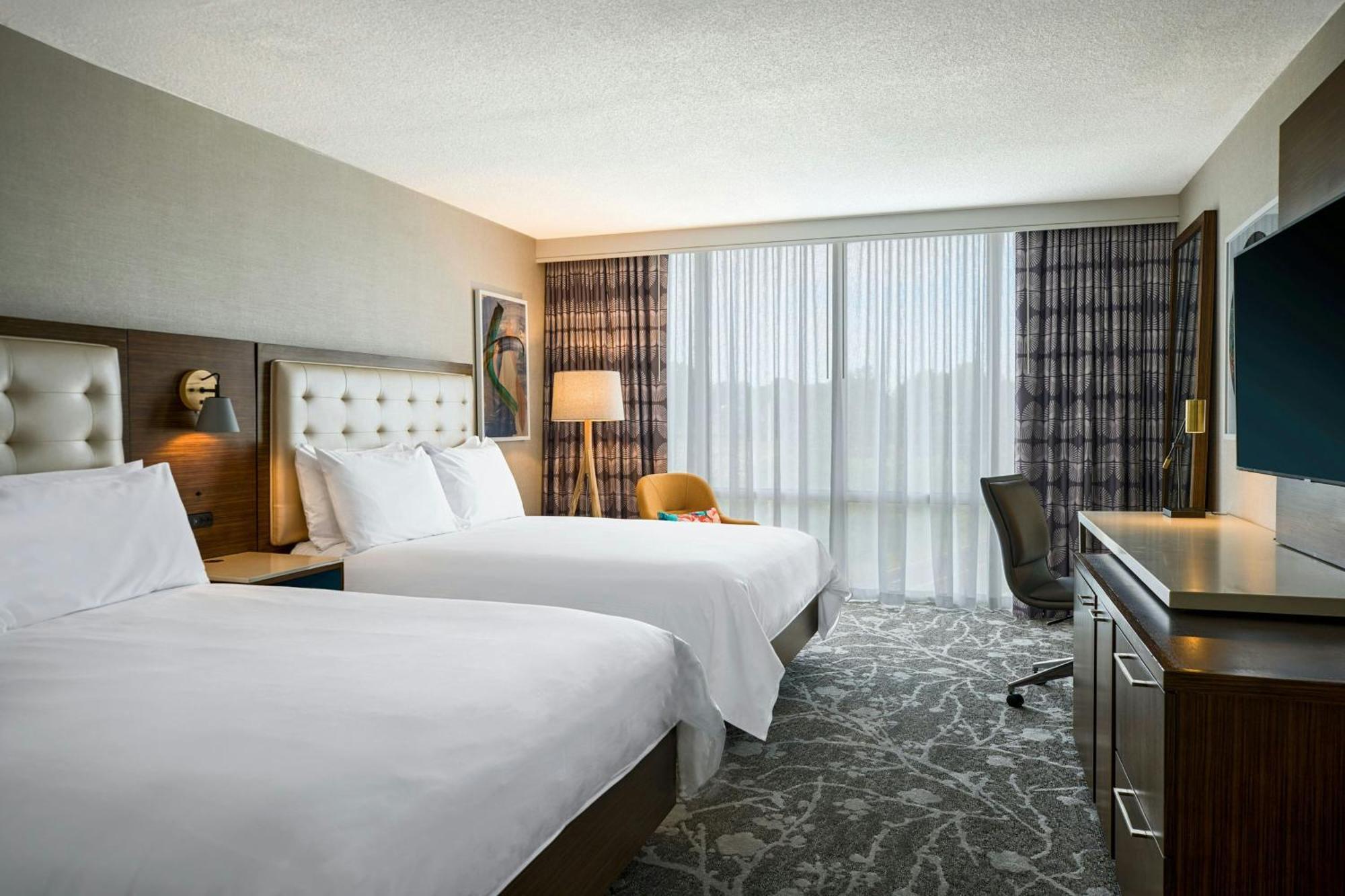 Renaissance Meadowlands Hotel Rutherford Exterior photo