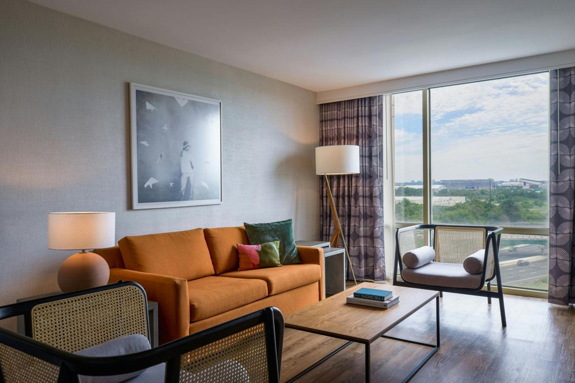 Renaissance Meadowlands Hotel Rutherford Exterior photo